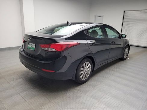 Used 2016 Hyundai Elantra SE w/ Option Group 02 FWD image 9