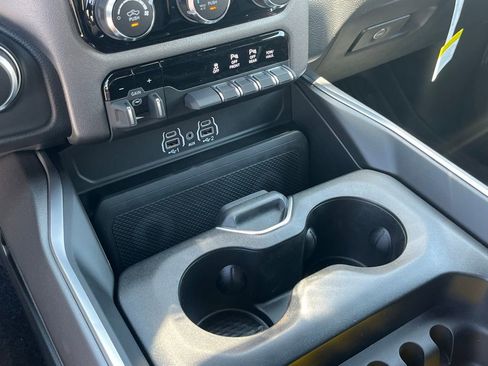 New 2025 RAM 1500 Big Horn image 32