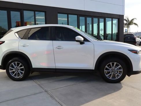 Used 2023 MAZDA CX-5 AWD 2.5 S w/ Preferred Package image 2