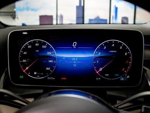 Used 2026 Mercedes-Benz GLC 300 4MATIC image 18