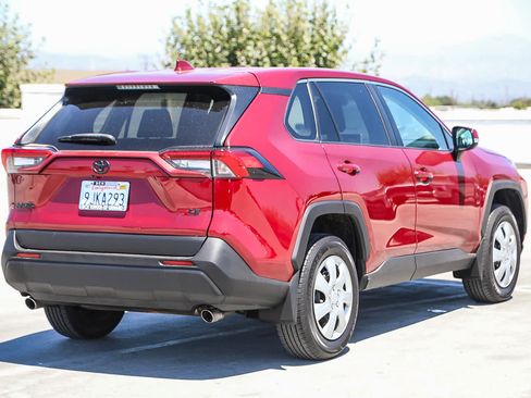 Used 2023 Toyota RAV4 LE FWD image 5