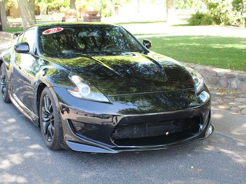 Used 2019 Nissan 370Z Coupe w/ Z34 Heritage Edition - Black image 23