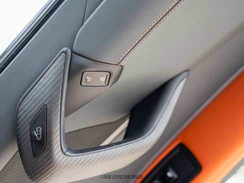 Used 2019 BMW i8 Coupe image 93