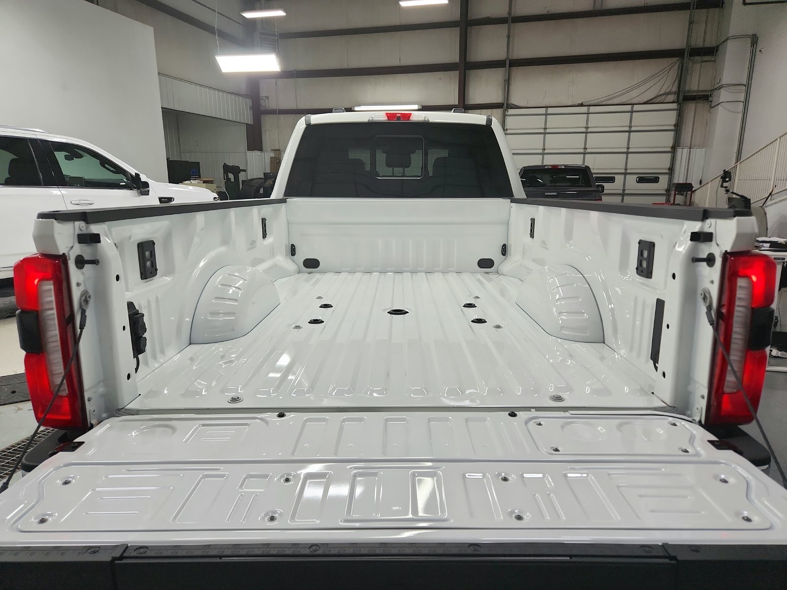 New 2027 Ford F450 Lariat w/ Lariat Ultimate Package AWD/4WD image 37
