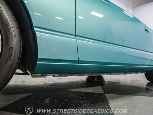 Used 2002 Ford Thunderbird image 24