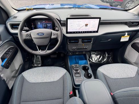 New 2025 Ford Maverick XLT w/ XLT Luxury Package image 5