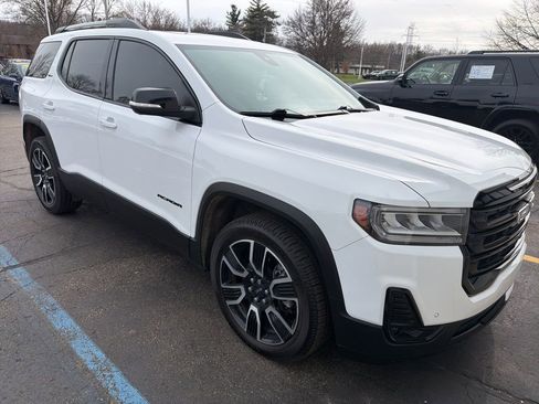 Used 2021 GMC Acadia SLT w/ Elevation Edition image 4