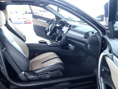 Used 2016 Honda Civic Touring image 30