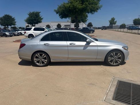 Used 2018 Mercedes-Benz C 300 Sedan image 6