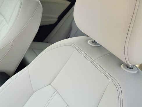Used 2025 Audi Q5 Premium AWD/4WD image 7