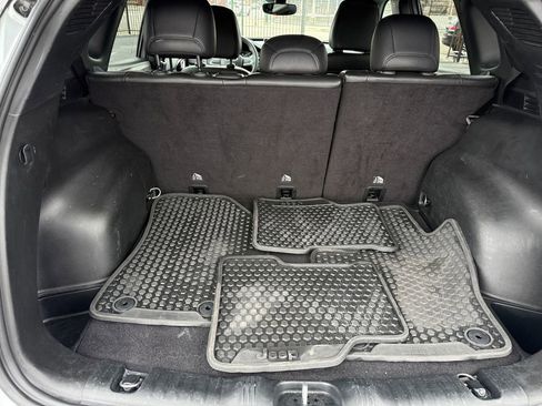 Used 2024 Jeep Compass Trailhawk image 23