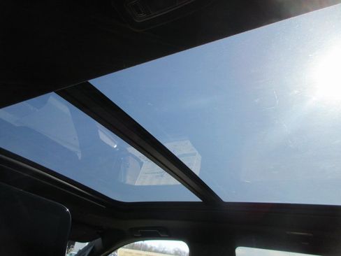 New 2026 GMC Yukon Denali w/ Denali Reserve Package image 16