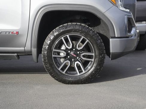 Used 2021 GMC Sierra 1500 AT4 image 5
