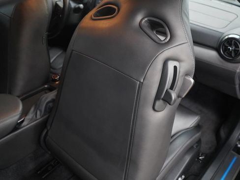 Used 2021 Nissan GT-R Premium image 66