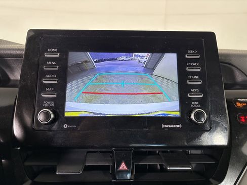 Used 2024 Toyota Camry SE image 16