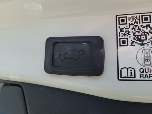 Used 2024 Toyota RAV4 XSE w/ Advanced Technology Package AWD/4WD image 10
