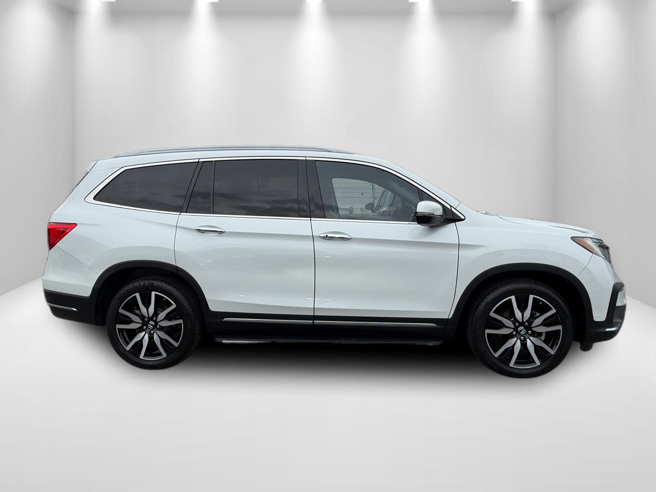 Used 2021 Honda Pilot Touring image 6