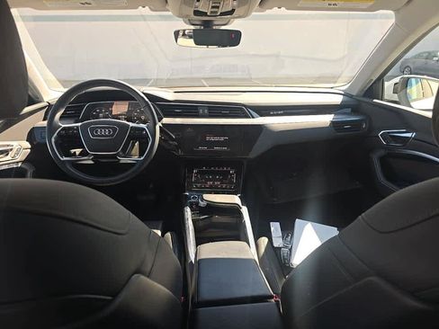 Used 2024 Audi Q8 e-tron Premium Plus AWD/4WD image 8