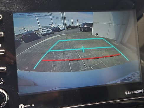 Used 2022 Toyota Prius XLE FWD image 10