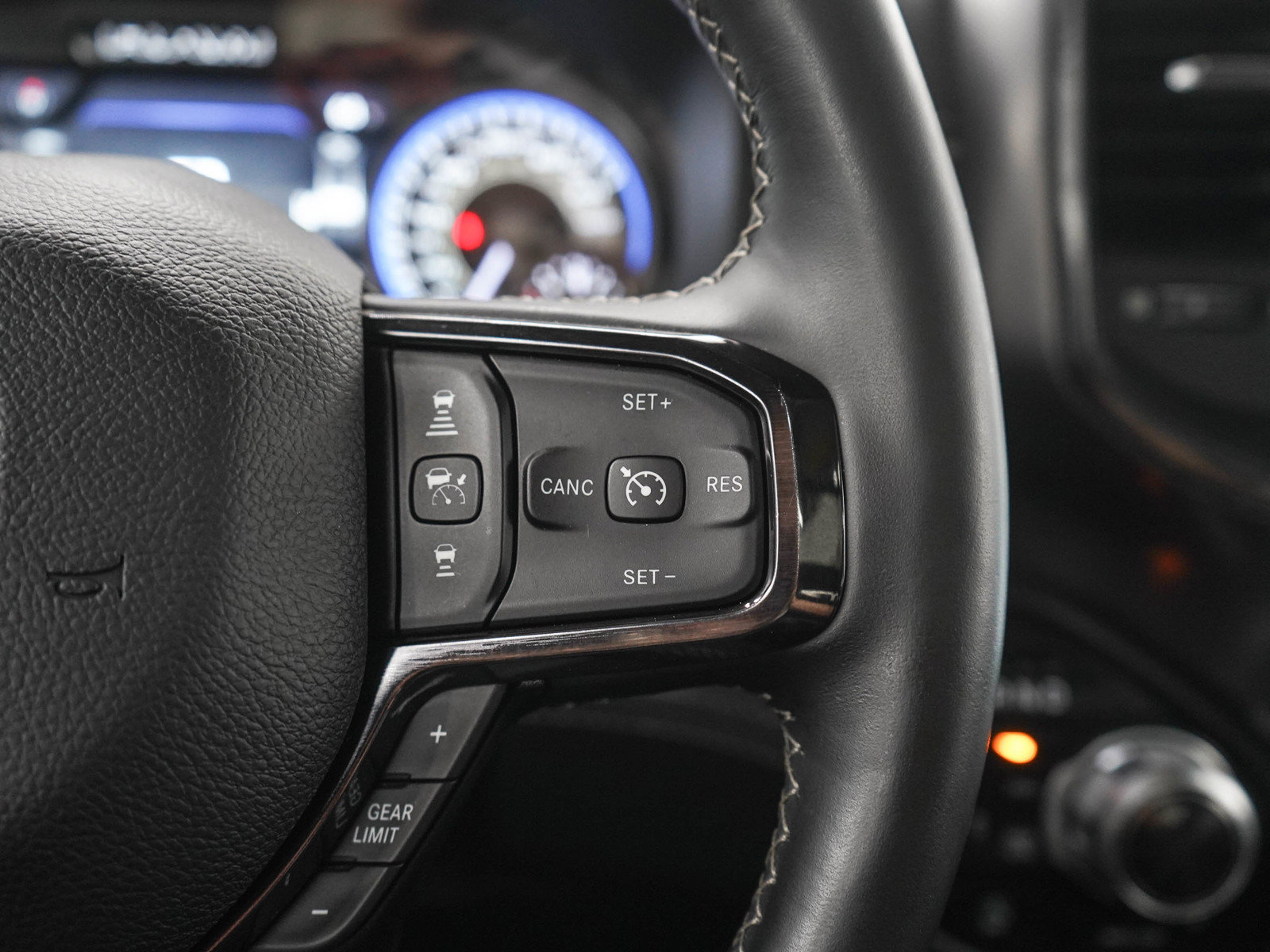 Used 2022 RAM 1500 Limited AWD/4WD image 25