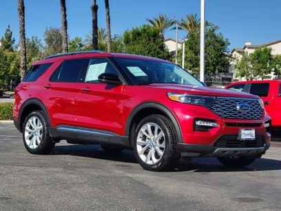 Certified 2023 Ford Explorer Platinum w/ Technology Package