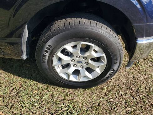Used 2023 Ford F150 XLT AWD/4WD image 7