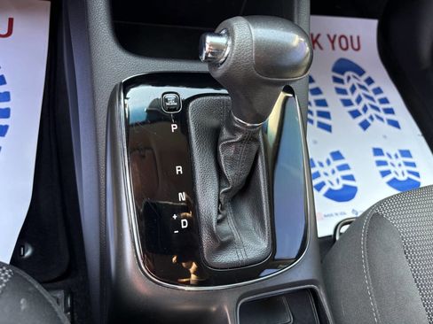 Used 2017 Kia Forte LX image 27