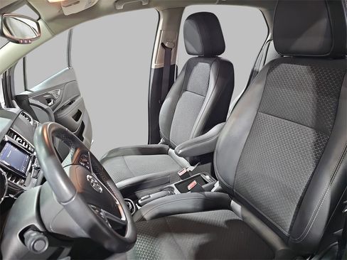 Used 2022 Buick Encore Preferred w/ Safety Package image 15