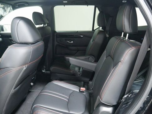 New 2025 Honda Pilot TrailSport image 17