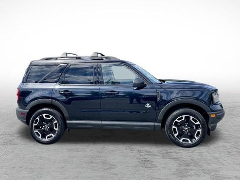 Used 2022 Ford Bronco Sport Outer Banks w/ Tech Package AWD/4WD image 4