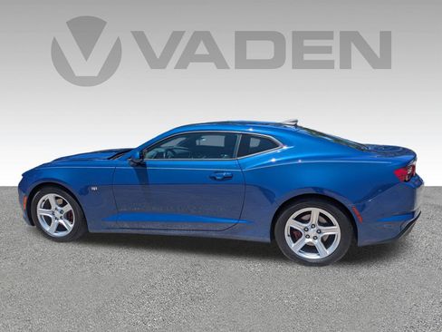 Used 2020 Chevrolet Camaro LT RWD image 26
