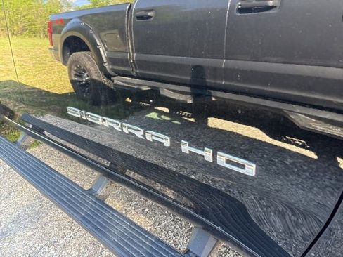 Used 2025 GMC Sierra 2500 Pro w/ 1SA Pro Safety Plus Package image 5