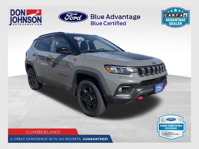 Used 2023 Jeep Compass Trailhawk w/ Trailhawk Convenience Group AWD/4WD image 1