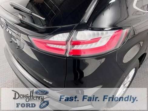 Used 2023 Ford Edge SEL image 13