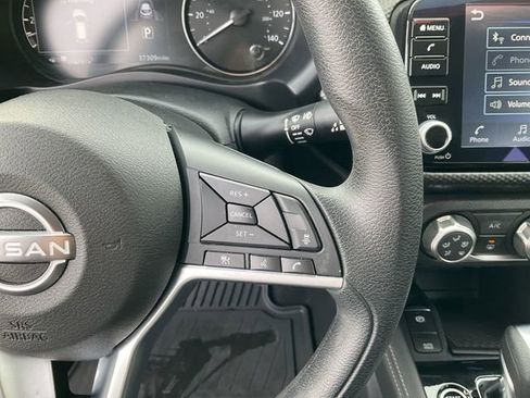 Used 2023 Nissan Kicks SV image 22