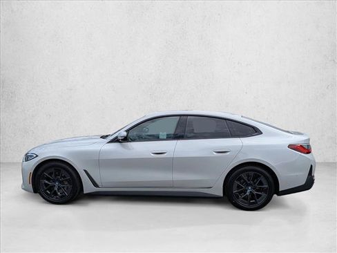 Used 2023 BMW i4 eDrive40 RWD image 9