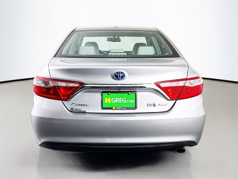 Used 2017 Toyota Camry XLE FWD image 8