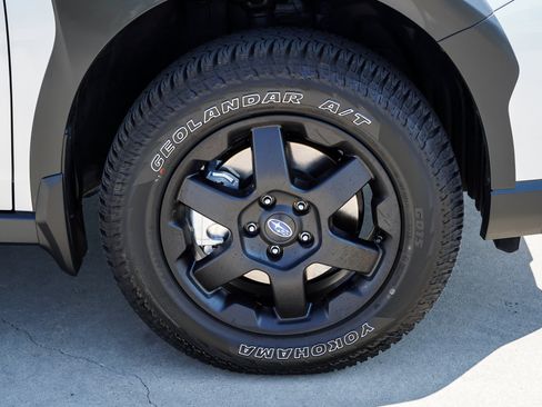 Used 2025 Subaru Outback Wilderness AWD/4WD image 10