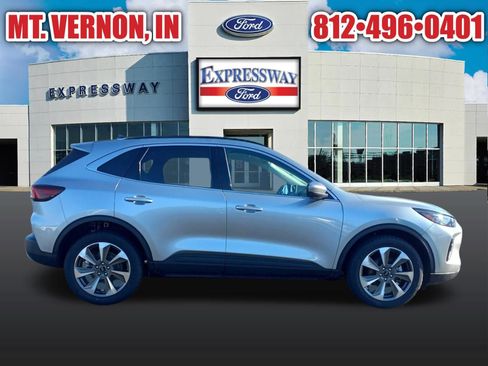 Used 2023 Ford Escape Platinum AWD/4WD image 6