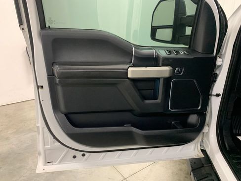 Used 2018 Ford F150 Lariat w/ Equipment Group 501A Mid AWD/4WD image 17