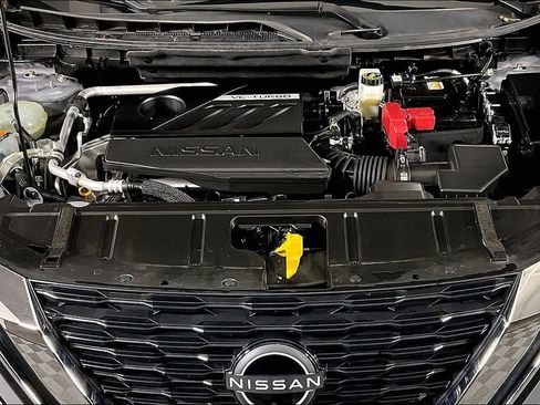 Used 2023 Nissan Rogue Platinum w/ Platinum Premium Package image 13