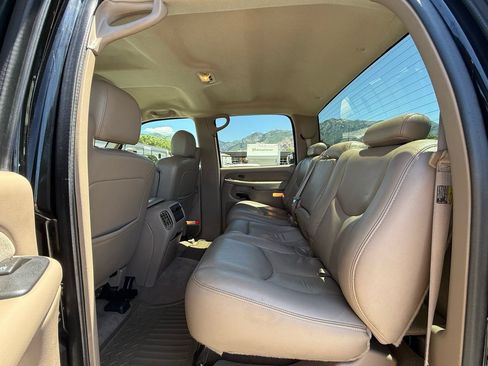 Used 2003 GMC Sierra 2500 SLT w/ SLT Preferred Equipment Group AWD/4WD image 29