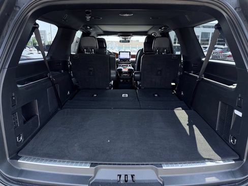 Used 2019 Lincoln Navigator L Reserve AWD/4WD image 13