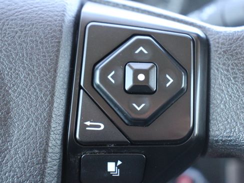 Used 2022 Toyota Tacoma SR AWD/4WD image 24