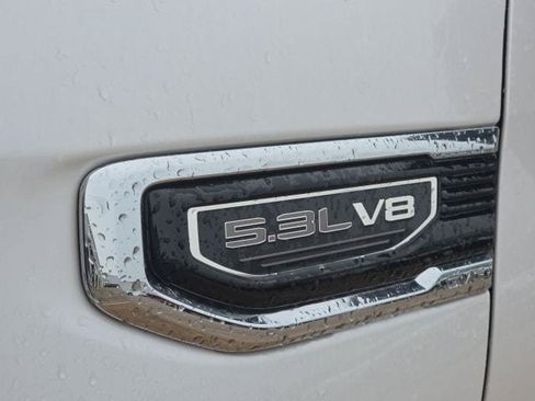Used 2024 GMC Sierra 1500 SLT w/ SLT Premium Plus Package AWD/4WD image 12