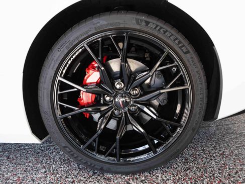 Used 2023 Chevrolet Corvette Stingray Coupe w/ 1LT RWD image 24