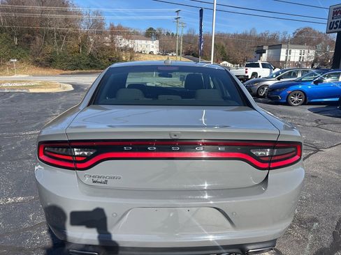Used 2023 Dodge Charger SXT image 5