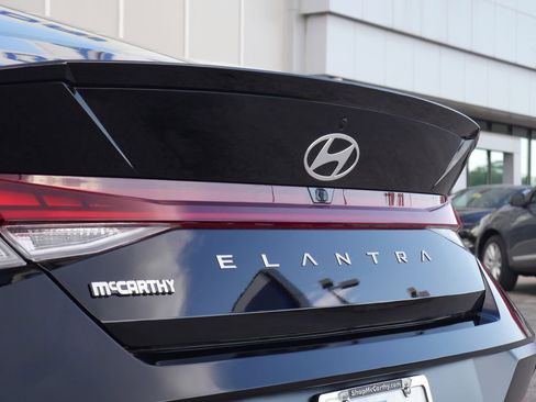New 2026 Hyundai Elantra SEL Sport Premium FWD image 16