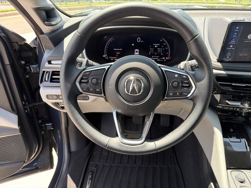 Certified 2026 Acura MDX FWD w/ Technology Package image 18