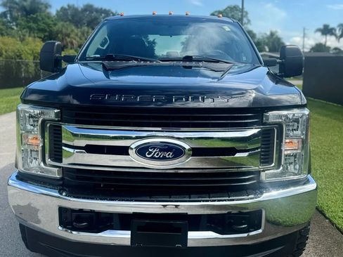 Used 2017 Ford F250 XL w/ STX Appearance Package image 4